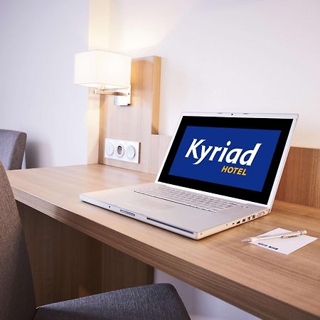 Kyriad Hotel Laval Лавал Екстериор снимка