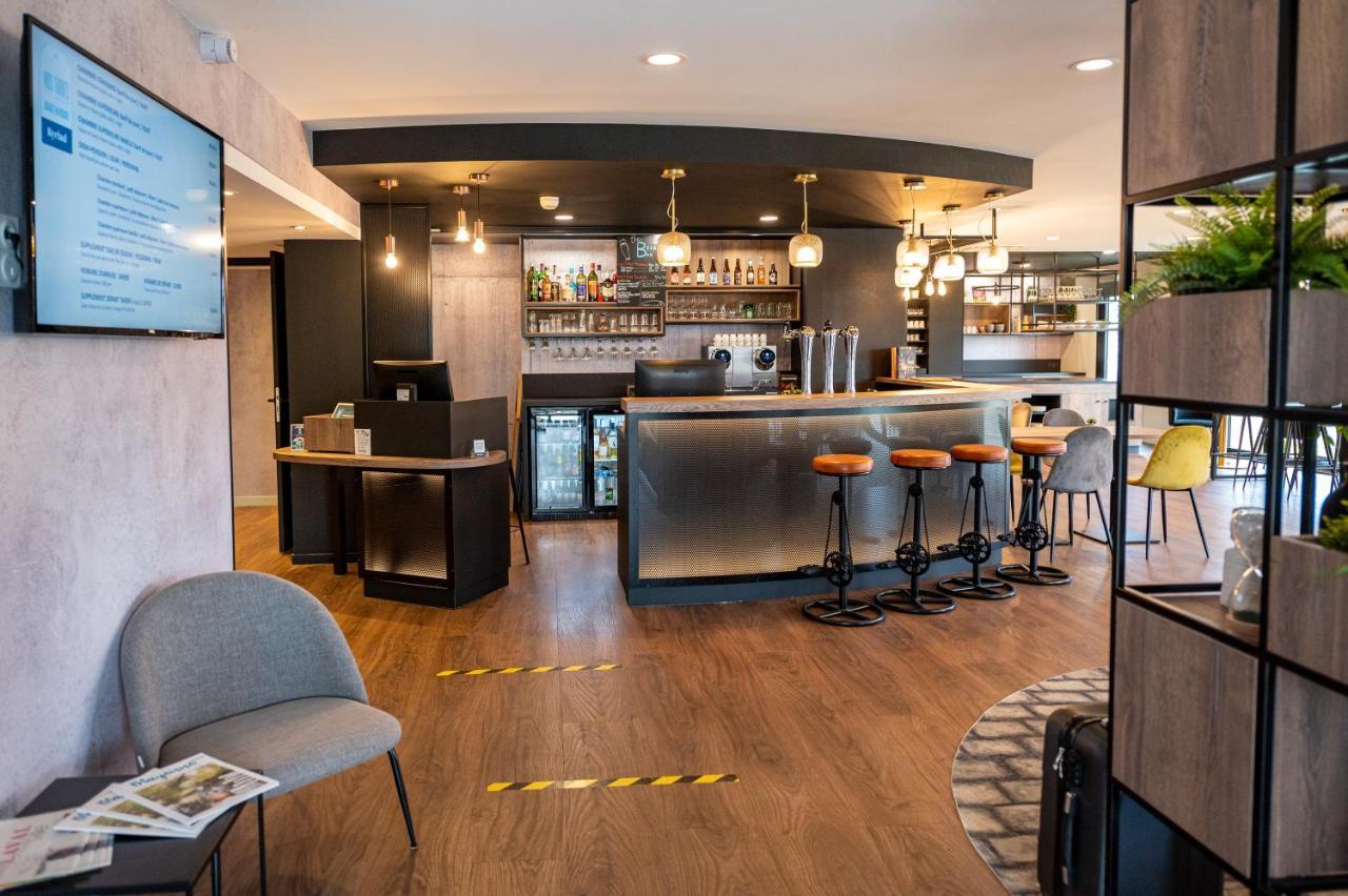 Kyriad Hotel Laval Лавал Екстериор снимка